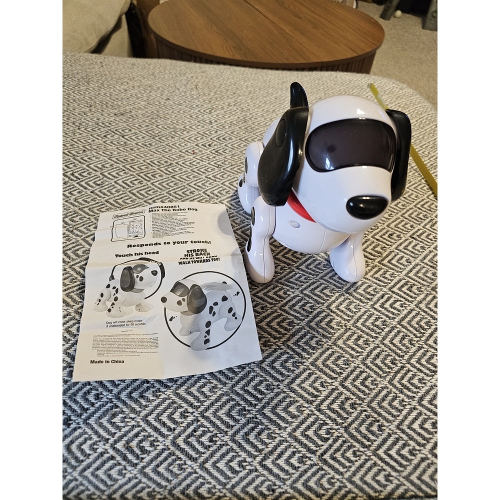 Max The Robo Dog By Red Box Toys- Tested And Works- 3 AA Batteries- Not Included